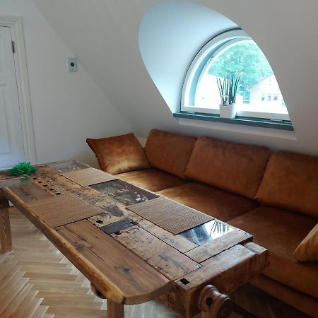 Modern History Apartment Tallinn Bagian luar foto