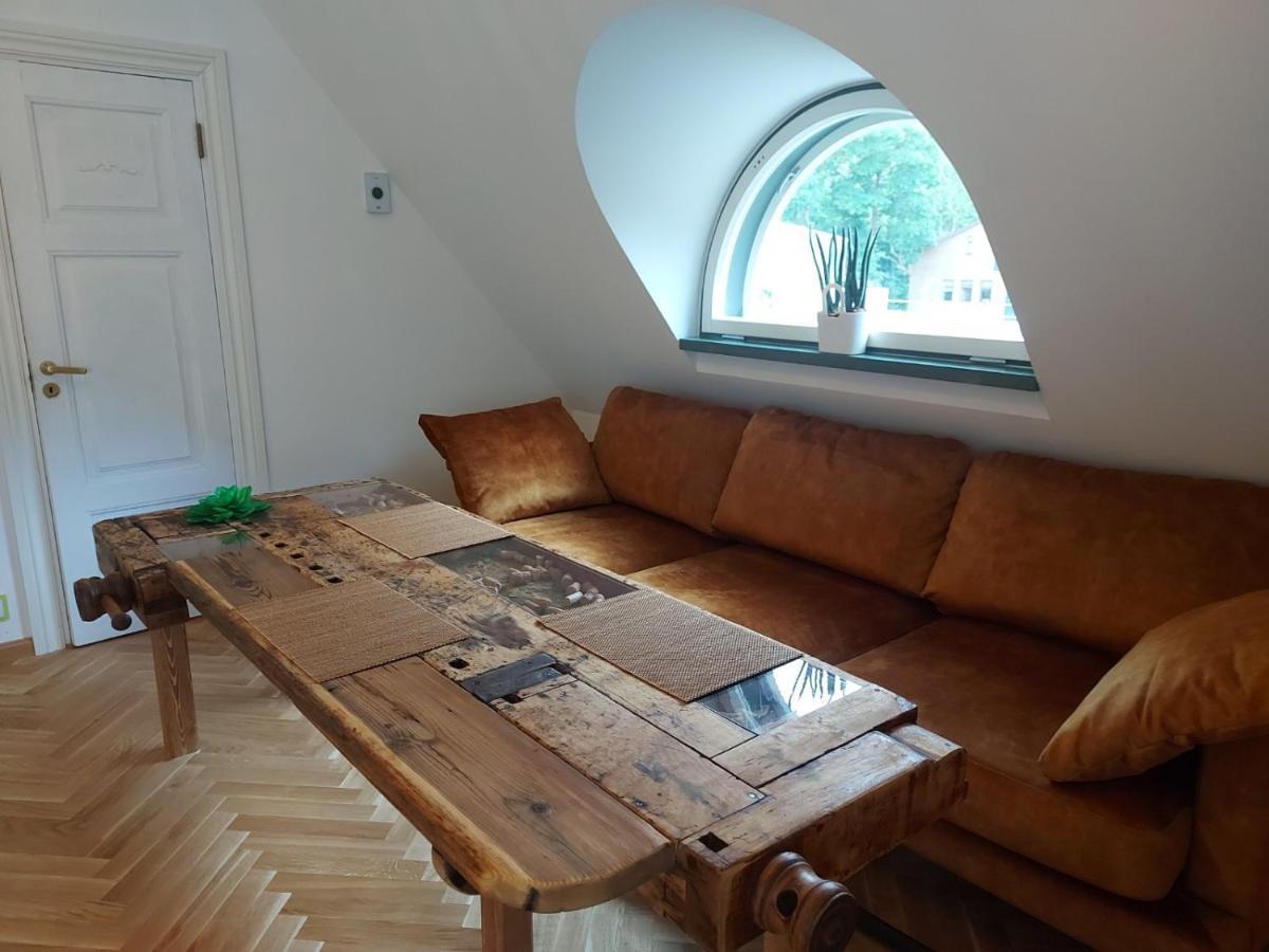 Modern History Apartment Tallinn Bagian luar foto