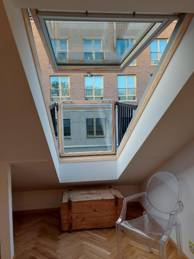 Modern History Apartment Tallinn Bagian luar foto