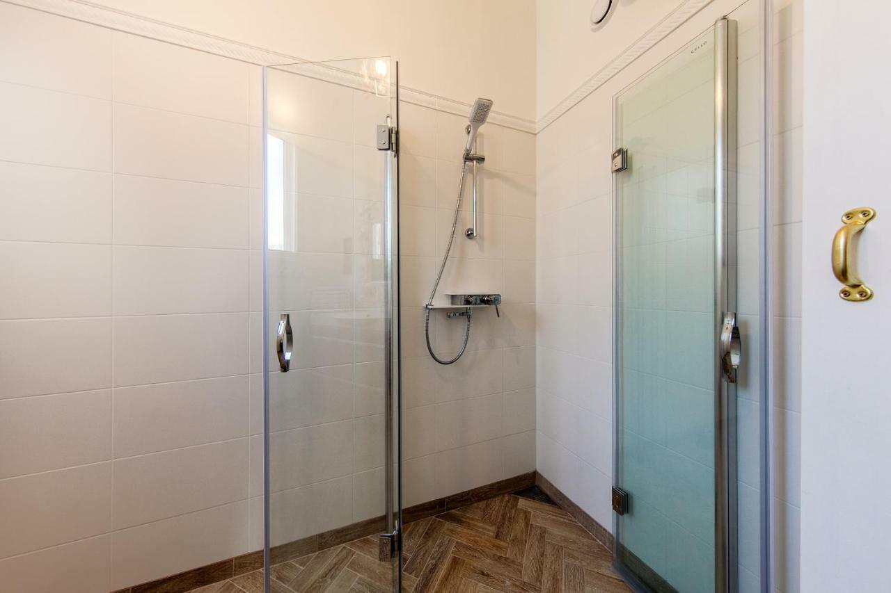 Modern History Apartment Tallinn Bagian luar foto