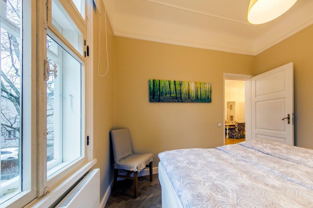 Modern History Apartment Tallinn Bagian luar foto