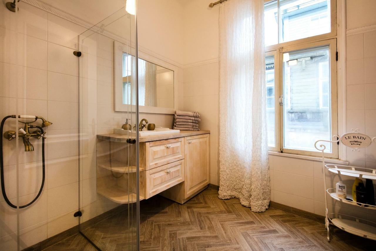Modern History Apartment Tallinn Bagian luar foto